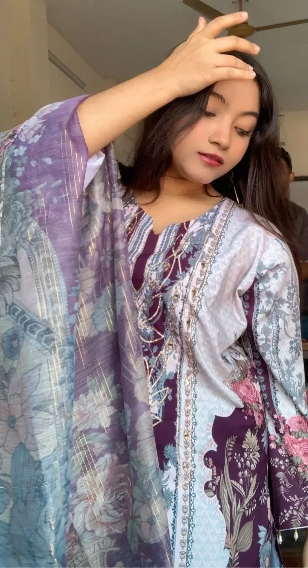 অরজিনাল দুবাই সিল্কের মাইক্রোস্টেজ এমব্রয়ডারি থ্রি পিস -খয়রি