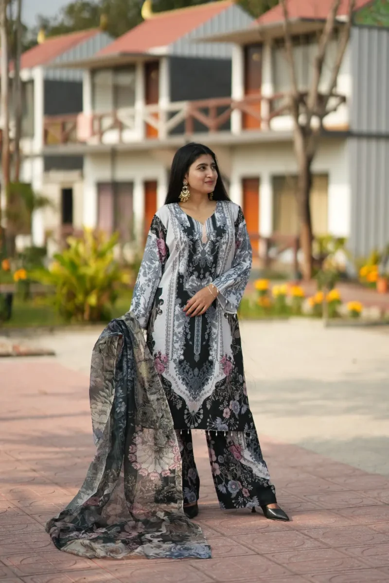 অরজিনাল দুবাই সিল্কের মাইক্রোস্টেজ থ্রি পিস - কালো